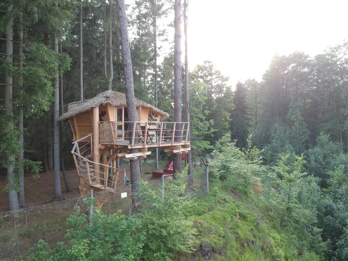 Hotel Treehouse U Rybnika Osecna Exteriér fotografie
