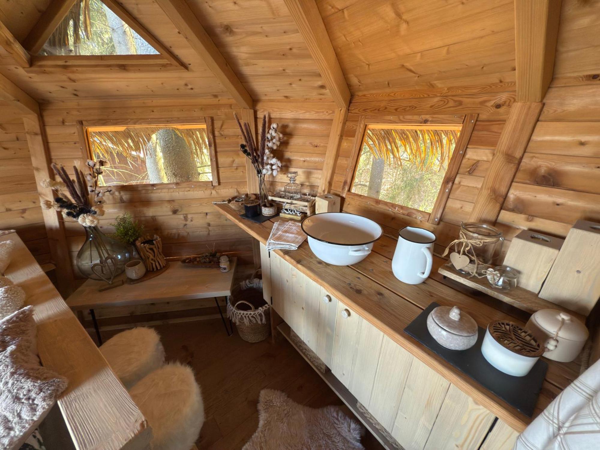 Hotel Treehouse U Rybnika Osecna Exteriér fotografie