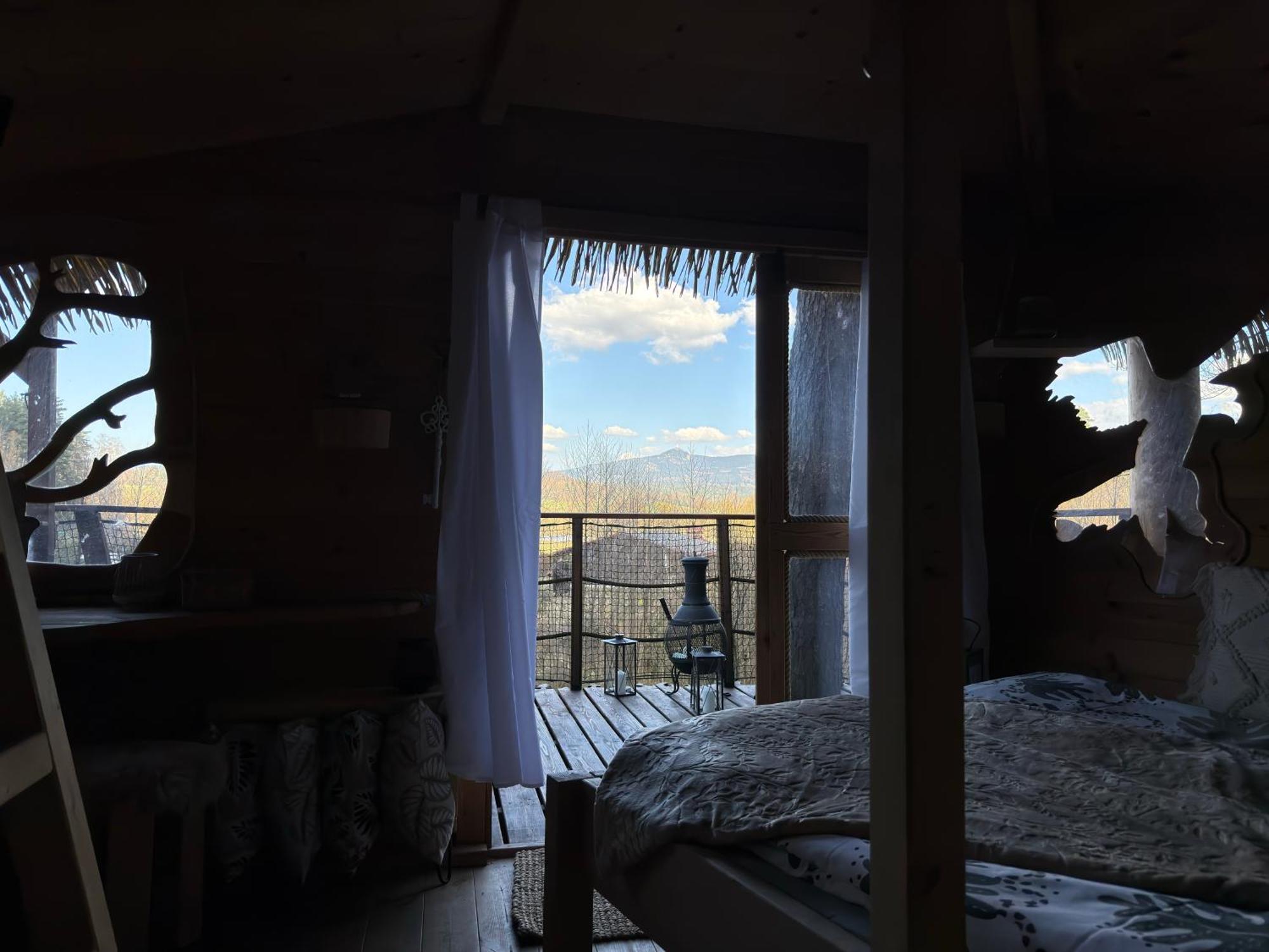 Hotel Treehouse U Rybnika Osecna Exteriér fotografie